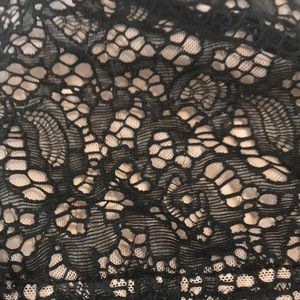 Gilligan & O’Malley lined lacy black on beige fancy bra Size L. Gently used.